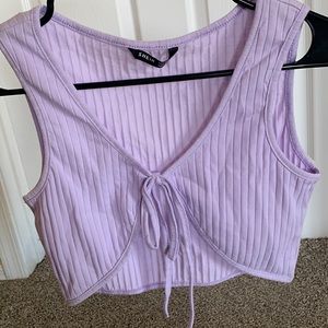 Lilac crop top with tie in front